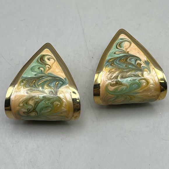 Jewelry - Vintage Gold Tone and Marbled Swirl Pattern Stud Earrings